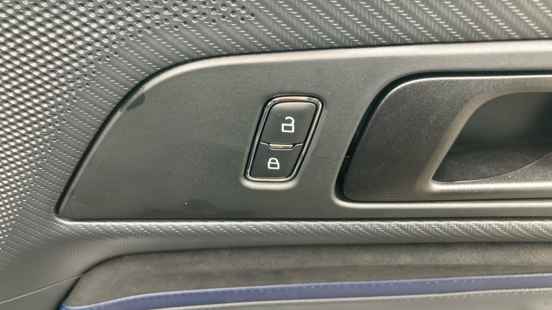 Ford Mustang 5.0 V8 Dark Horse 2dr Petrol Coupe